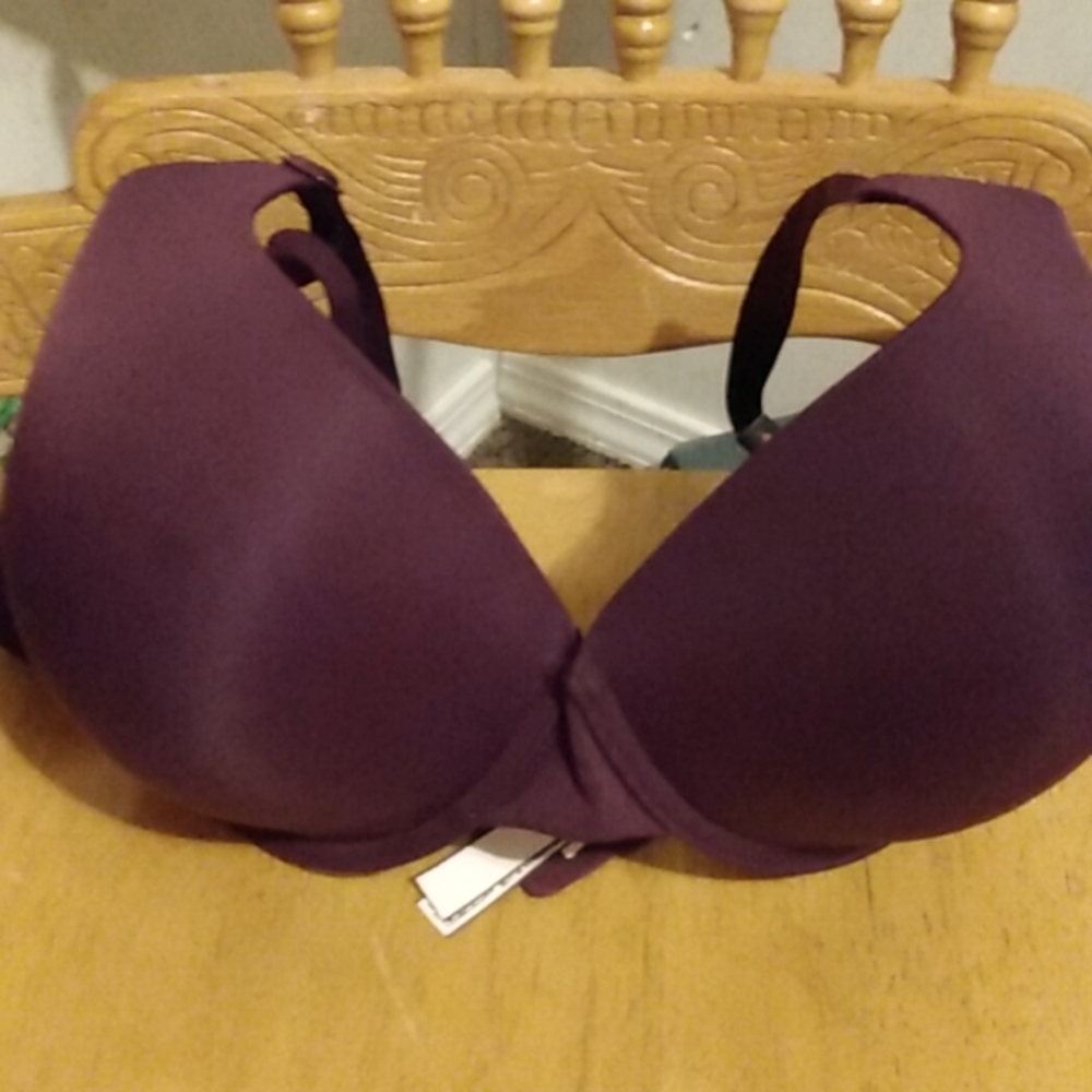 Two VS Bras 38DD